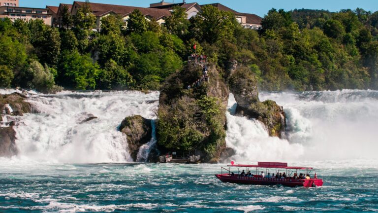 Bernina Expres dla szkół, wycieczka Szkolna Szwajcara, Czerwony Pociąg wycieczka szkolna, Zielona Szkoła Szwajcaria z Łodzi, Czerwonym Pociągiem przez Alpy 5 dni dla szkół