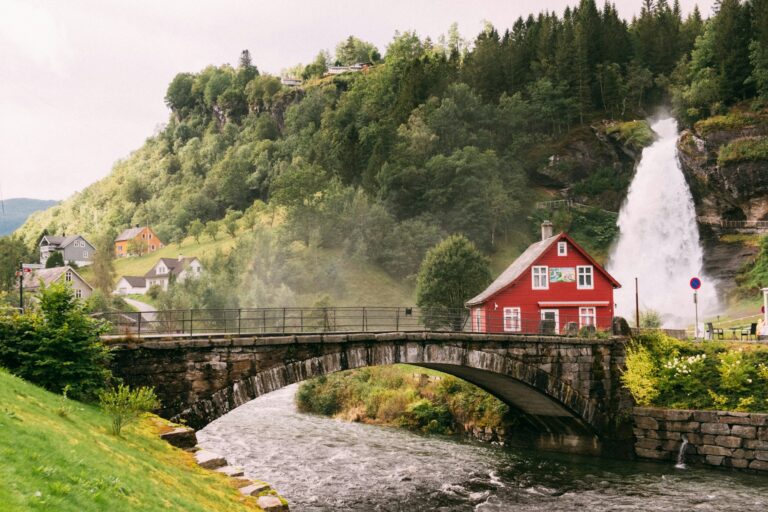 Wycieczka do Norwegi, Norwegia 7 dni, norwegia wycieczka autokarowa, promem do norwegii, Norwegia dla seniora